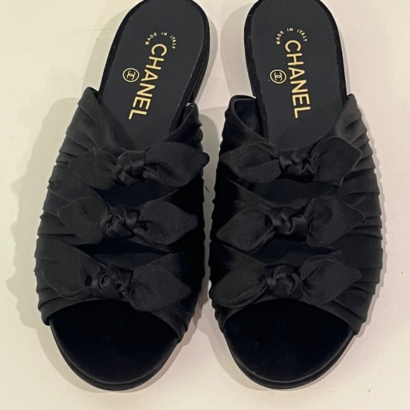 Chanel Knotted Black Satin Mule Flat Slide NEW Size EU 39.5/ US 9 MSRP $950 - Picture 5 of 11